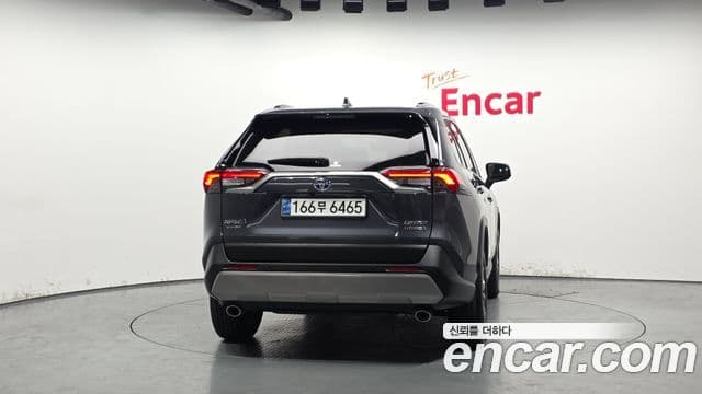 Toyota RAV4 2024 — Şəkil 4/20