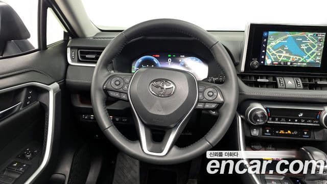 Toyota RAV4 2024 — Şəkil 12/20