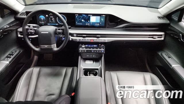 Hyundai Grandeur Hybrid 2023 — ფოტო 13/20