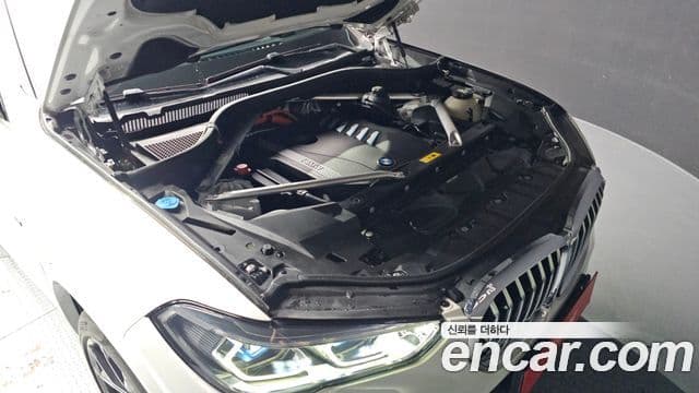 BMW X5 2021 — ფოტო 6/20