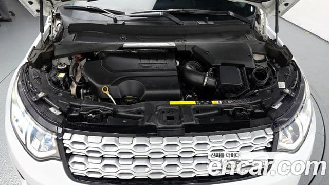 Land Rover Discovery Sport 2020 — Фото 5/20