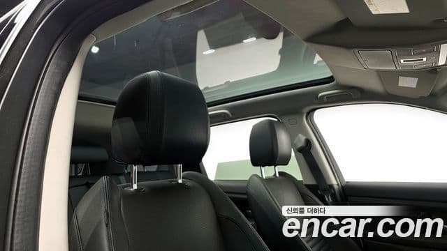 Land Rover Discovery Sport 2020 — Фото 14/20