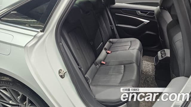 Audi A6 2020 — Şəkil 12/20