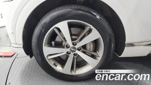 Genesis GV80 2022 — ფოტო 4/20