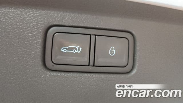 Genesis GV80 2022 — ფოტო 19/20