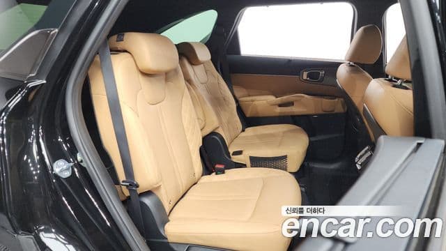 Kia Sorento 2023 — ფოტო 12/20