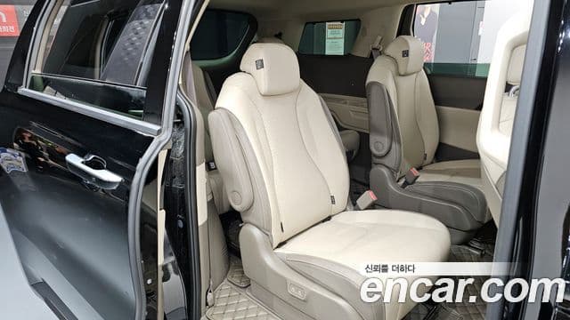 Kia Carnival 2024 — Şəkil 12/20