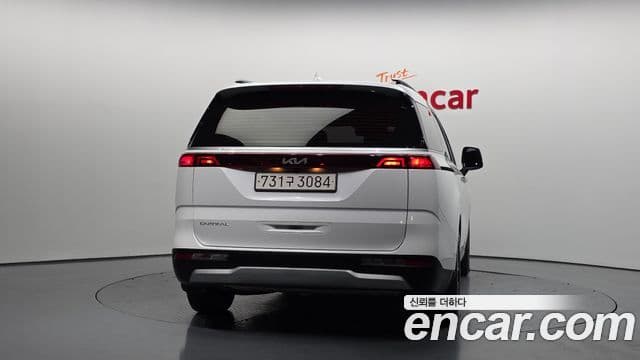 Kia Carnival 2022 — Фото 3/20