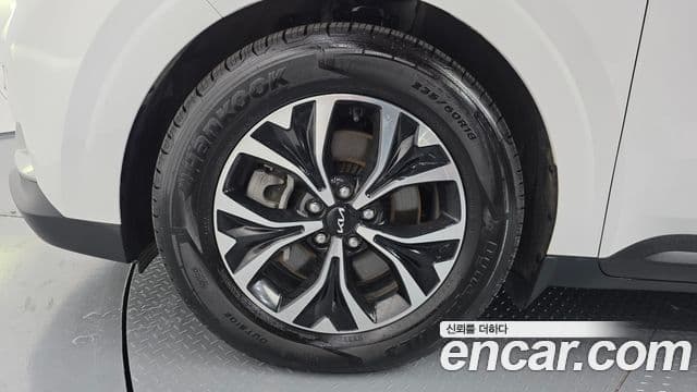 Kia Carnival 2022 — Фото 4/20