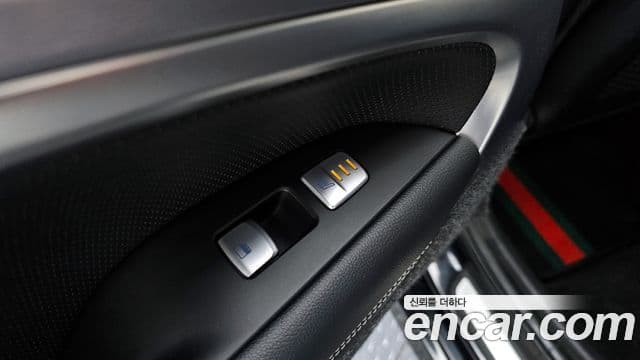 Genesis G70 2019 — Şəkil 18/20