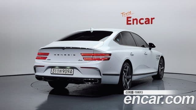 Genesis Electrified G80 2023 — Şəkil 1/20
