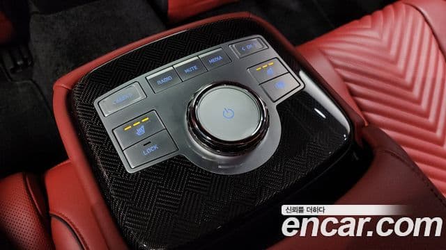 Genesis Electrified G80 2023 — Şəkil 19/20