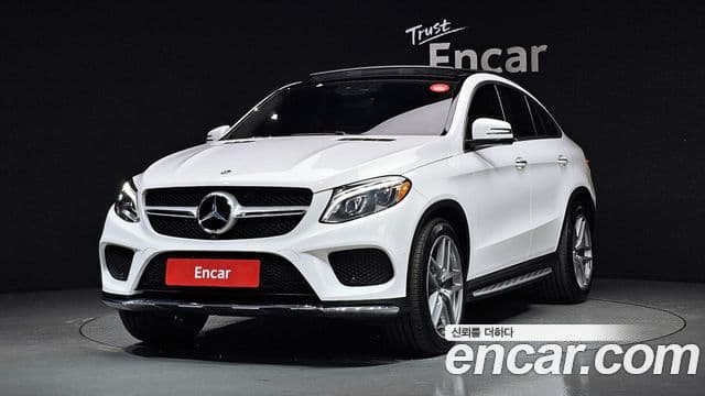 Mercedes-Benz GLE-Class 2018 — Şəkil 1/20