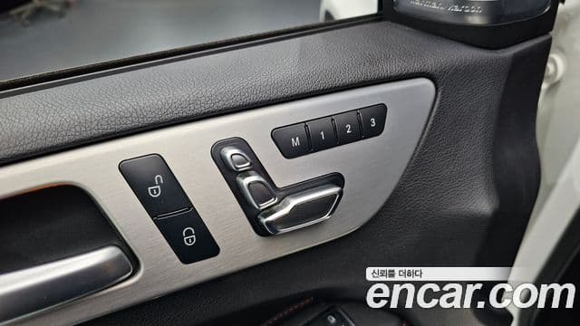 Mercedes-Benz GLE-Class 2018 — Şəkil 28/31