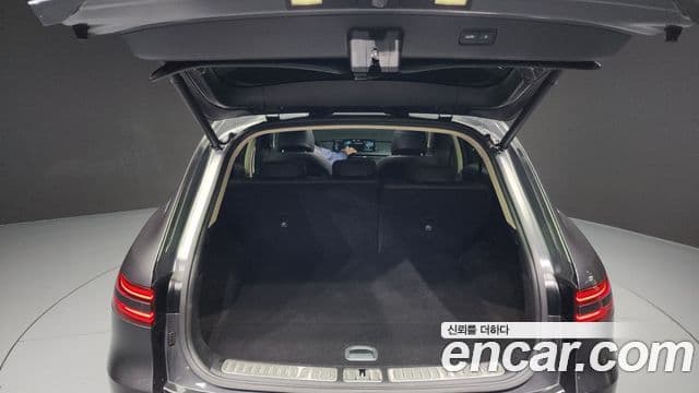 Genesis GV70 2022 — фото 20 из 20