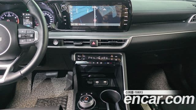 Kia K5 2023 — ფოტო 15/20