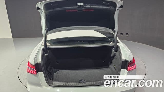 Audi A6 2019 — Şəkil 18/20