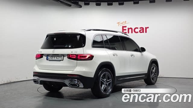 Mercedes-Benz GLB-Class 2023 — Şəkil 2/20