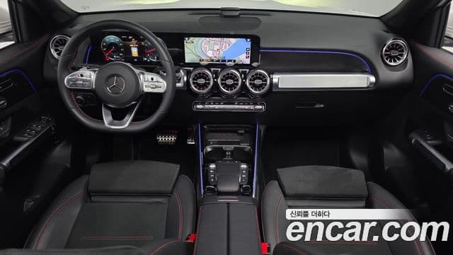 Mercedes-Benz GLB-Class 2023 — Şəkil 7/20