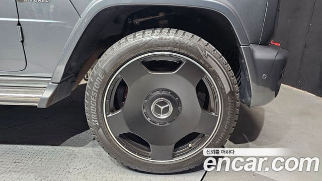 Mercedes-Benz G-Class 2021 — Photo 18/30