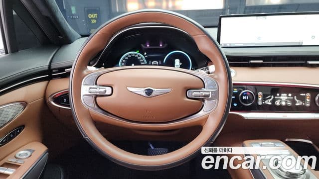 Genesis GV70 2022 — Şəkil 13/20