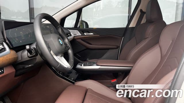 BMW 2 Series Active Tourer 2025 — Фото 10/20