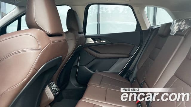BMW 2 Series Active Tourer 2025 — Фото 12/20