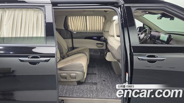 Kia Carnival 2022 — Şəkil 13/20