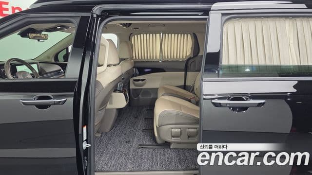 Kia Carnival 2022 — Şəkil 12/20