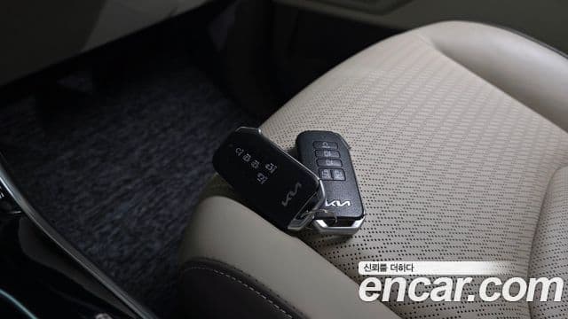 Kia Carnival 2022 — Şəkil 20/20