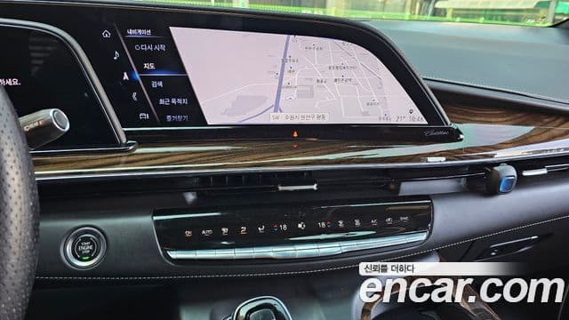 Cadillac Escalade 2022 — Photo 17/20