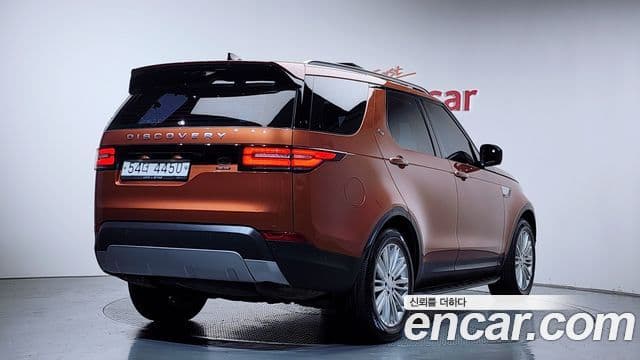 Land Rover Discovery 5 2019 — Şəkil 1/20