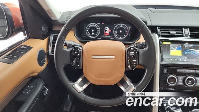Land Rover Discovery 5 2019 — Şəkil 13/20