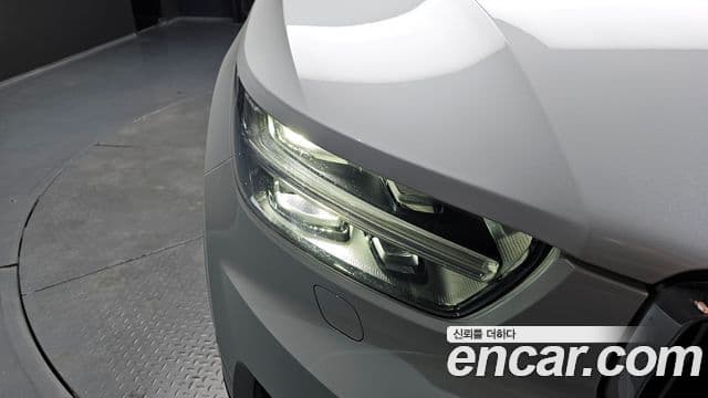 Volvo XC40 2019 — Photo 17/30