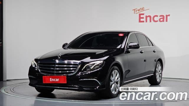Mercedes-Benz E-Class 2019 — Şəkil 1/20