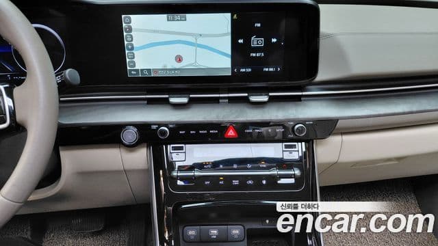 Kia Carnival 2023 — Şəkil 14/20
