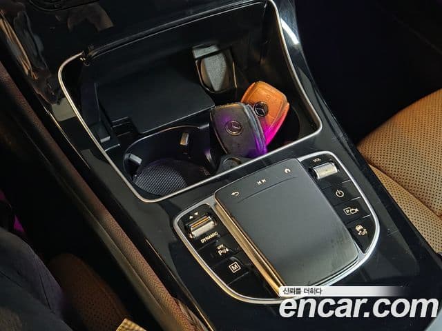 Mercedes-Benz GLC-Class 2022 — ფოტო 14/20