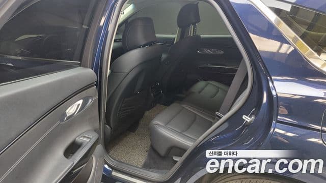 Genesis GV70 2021 — ფოტო 12/20