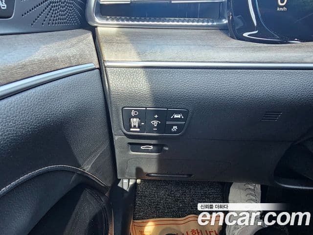 Kia K5 2022 — Şəkil 15/20