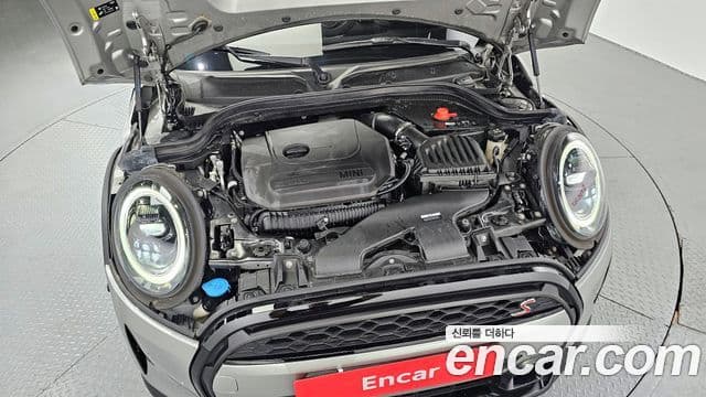 Mini Cooper S Convertible 2023 — ფოტო 6/18