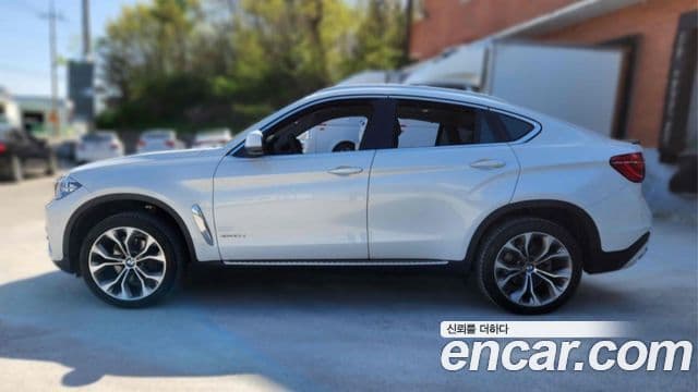 BMW X6 2018 — Фото 3/20