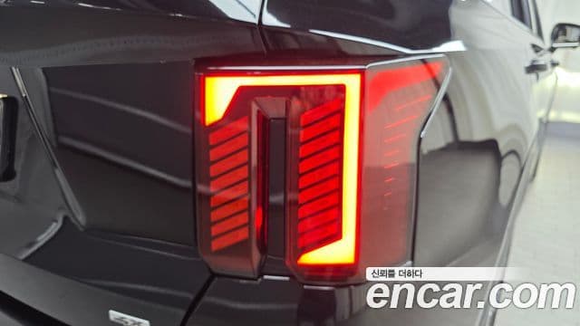 Kia Sorento 2023 — Photo 27/34