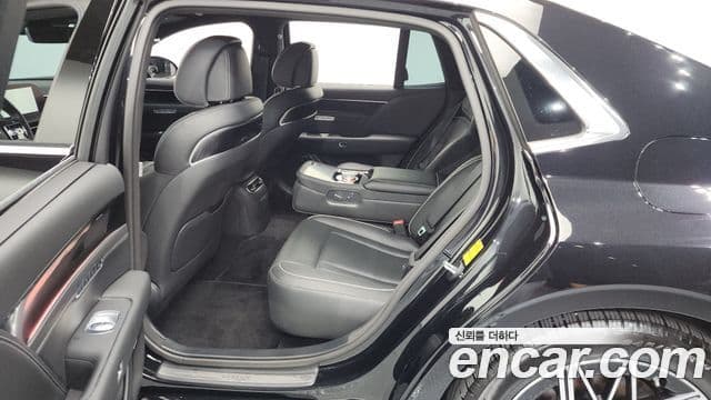 Genesis G90 2023 — ფოტო 11/20