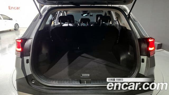 Kia Sportage 2023 — Şəkil 19/20