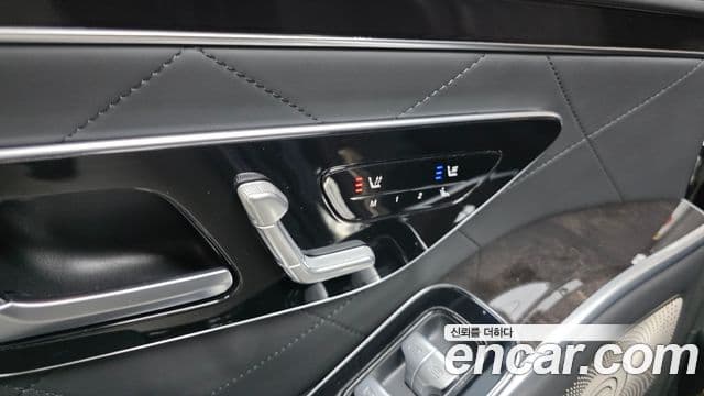 Mercedes-Benz S-Class 2021 — ფოტო 17/20