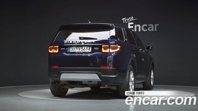 Land Rover Discovery Sport 2020 — Фото 4/20