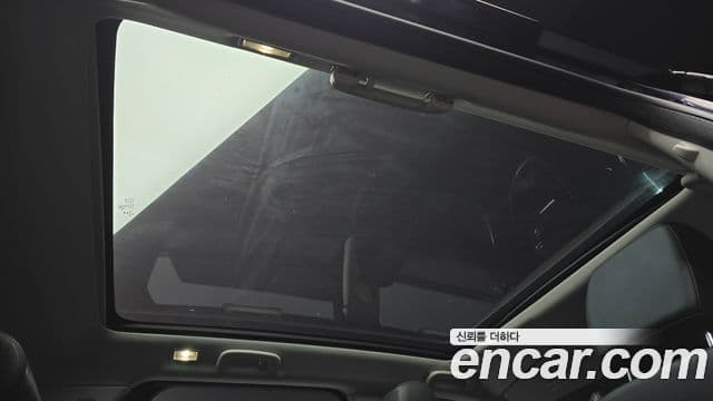 Land Rover Discovery Sport 2020 — Фото 17/20