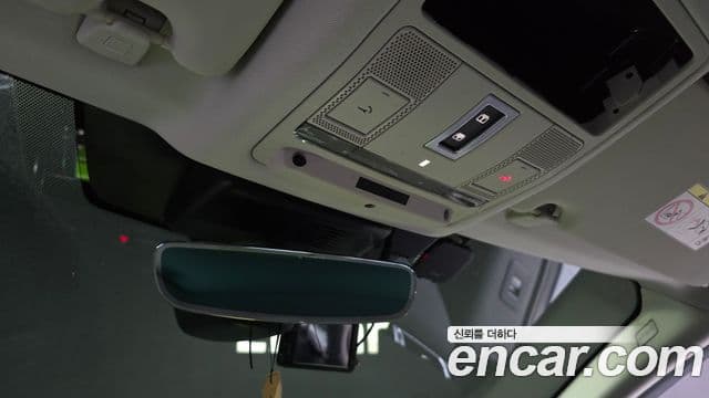 Land Rover Discovery Sport 2020 — Фото 18/20