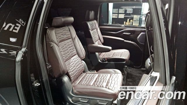 Cadillac Escalade 2023 — Şəkil 11/20