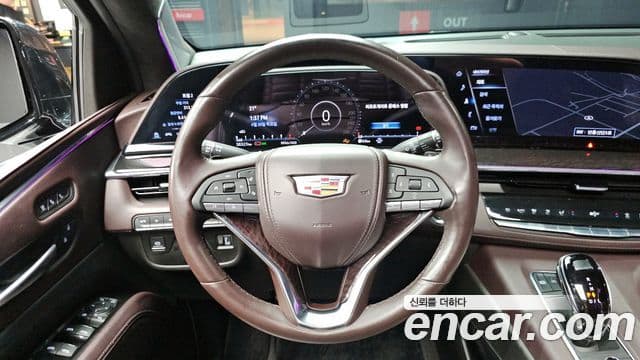 Cadillac Escalade 2023 — Şəkil 13/20